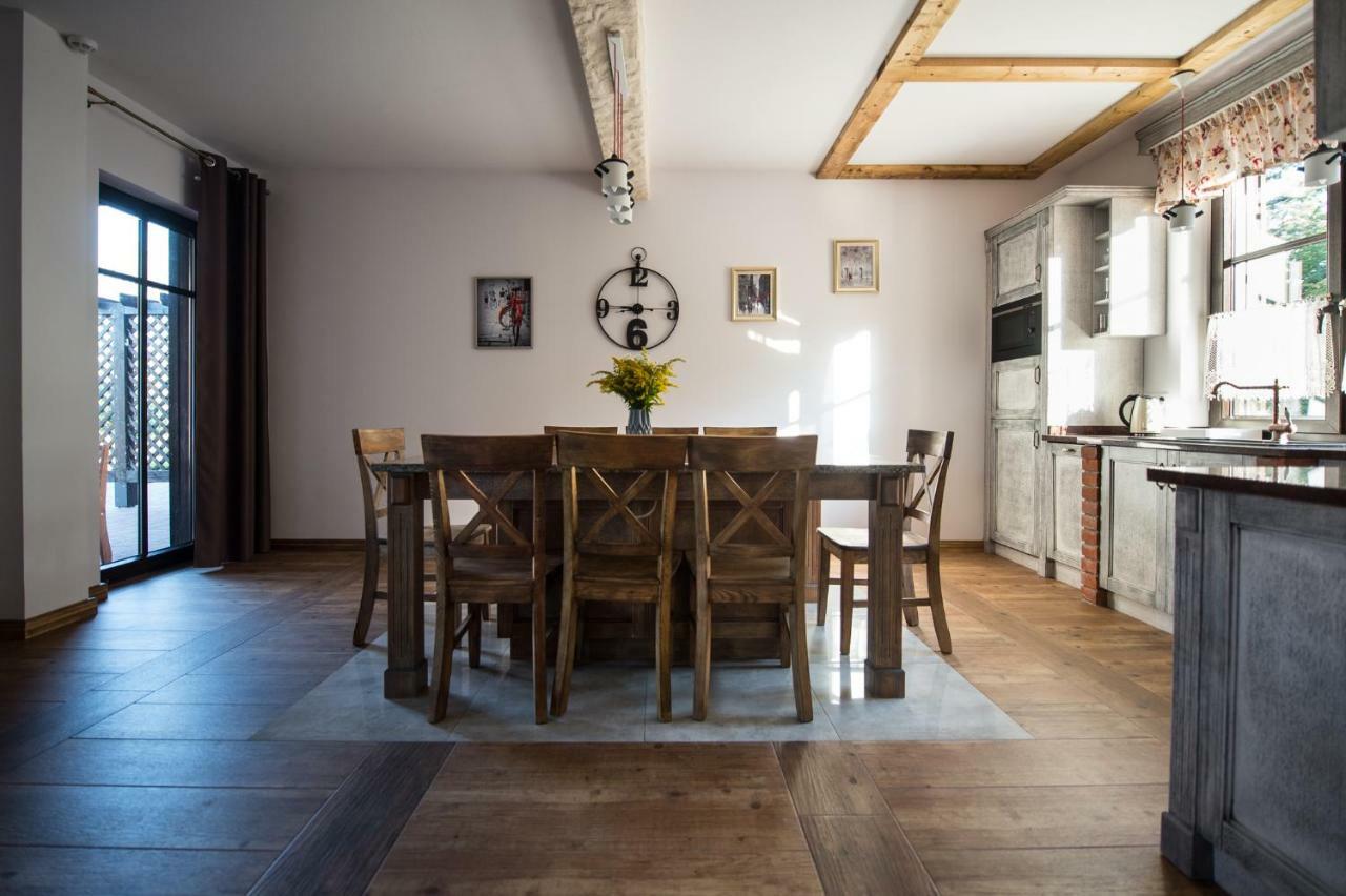 Appartamento Dwor U Papuga Ruciane-Nida Esterno foto